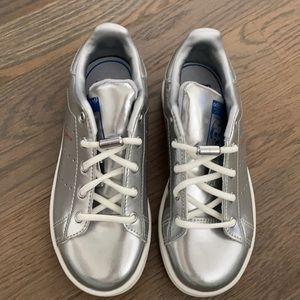 Metallic silver ortholite adidas